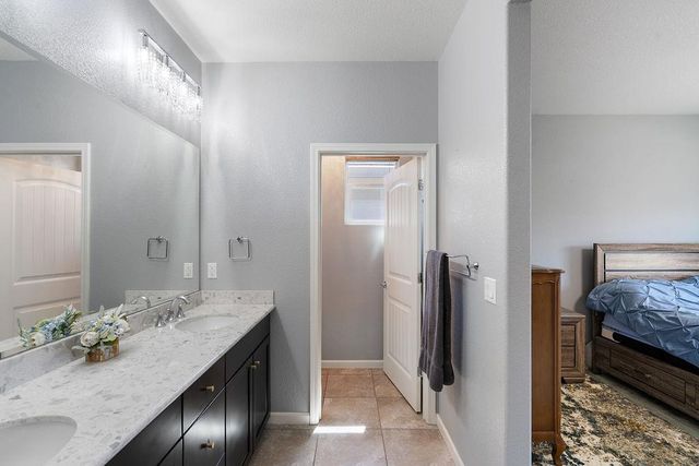 9421 Blue Mountain Way, Sacramento, CA 95829