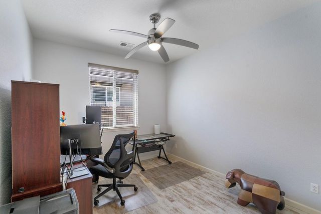 9421 Blue Mountain Way, Sacramento, CA 95829