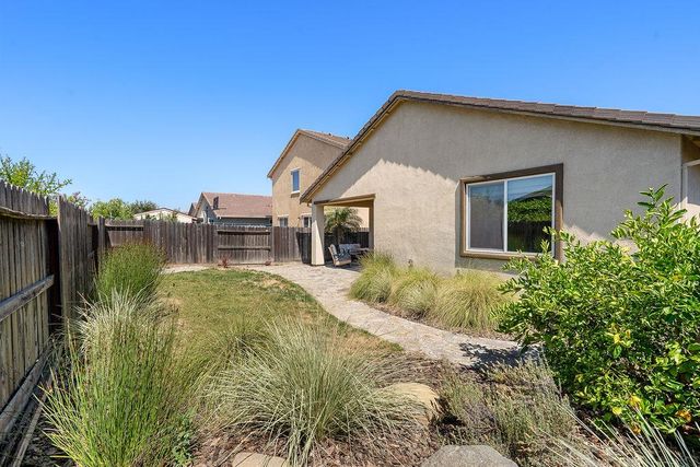 9421 Blue Mountain Way, Sacramento, CA 95829