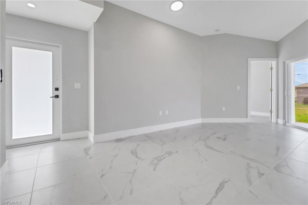 912-914 Ainsworth ST W, LEHIGH ACRES, FL 33974 — photo 5