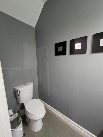 2190 Hacienda Ter 2190, Weston, FL 33327