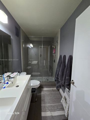 2190 Hacienda Ter 2190, Weston, FL 33327