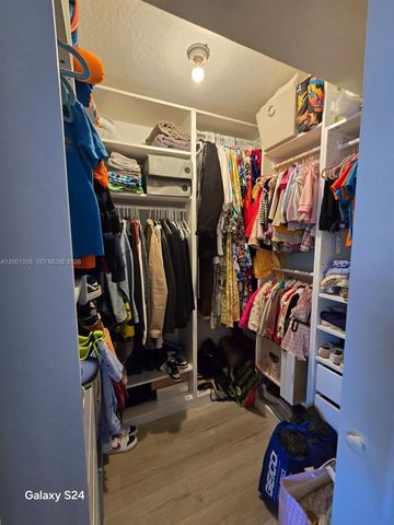 2190 Hacienda Ter 2190, Weston, FL 33327