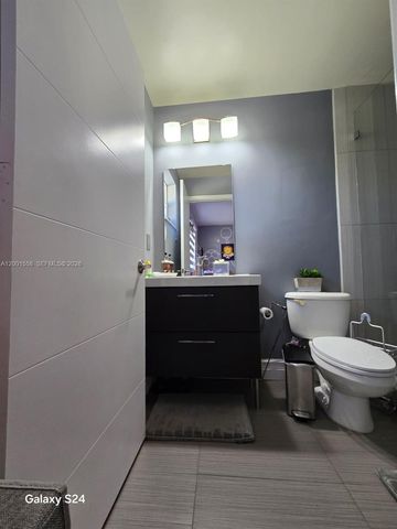 2190 Hacienda Ter 2190, Weston, FL 33327