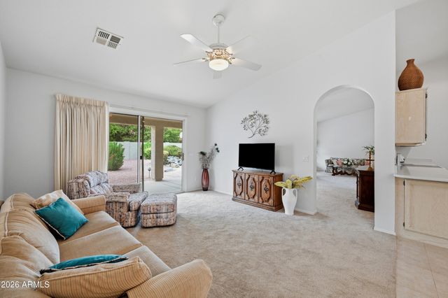 10621 E HALLEY Drive, Sun Lakes, AZ 85248