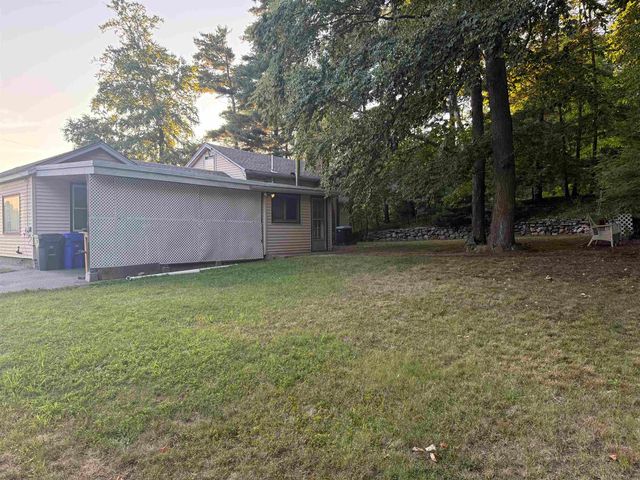 122 Wash Pond Road, Hampstead, NH 03841