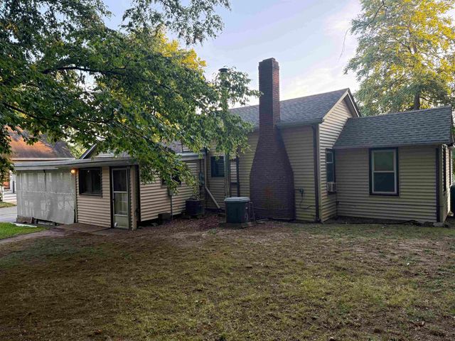 122 Wash Pond Road, Hampstead, NH 03841