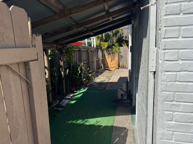 1311 NE 42nd Street, Pompano Beach, FL 33064