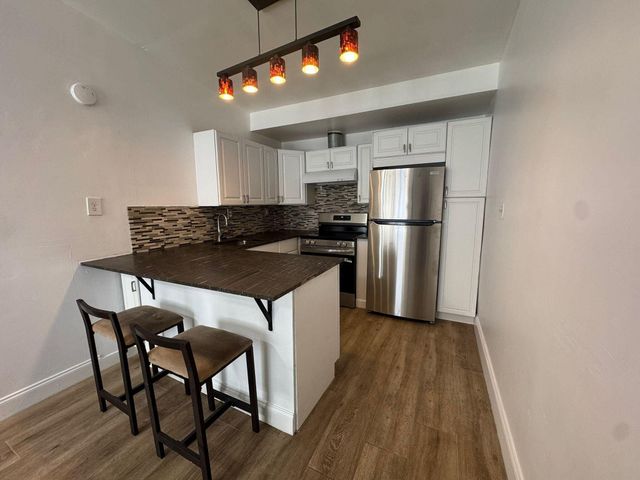 1311 NE 42nd Street, Pompano Beach, FL 33064