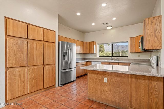 5110 N Calle La Cima, Tucson, AZ 85718