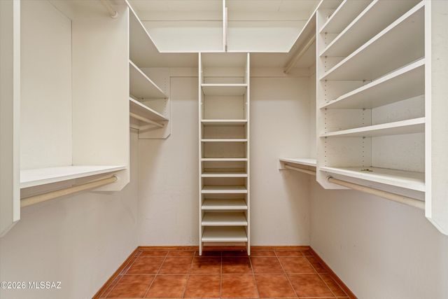 5110 N Calle La Cima, Tucson, AZ 85718