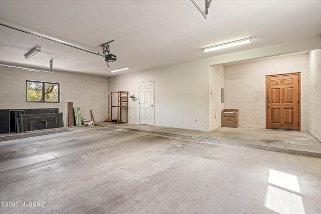 5110 N Calle La Cima, Tucson, AZ 85718