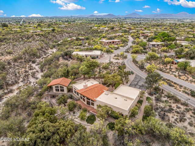 5110 N Calle La Cima, Tucson, AZ 85718