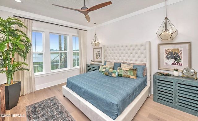 903 SOMERUELUS Street, Fernandina Beach, FL 32034