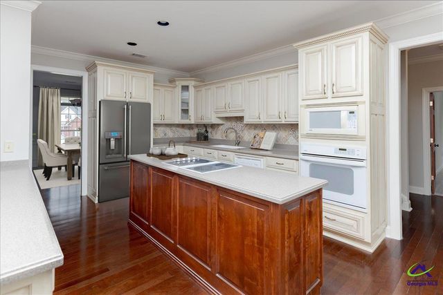 32 Willow Lake Drive, Warner Robins, GA 31093