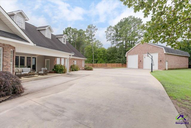 32 Willow Lake Drive, Warner Robins, GA 31093