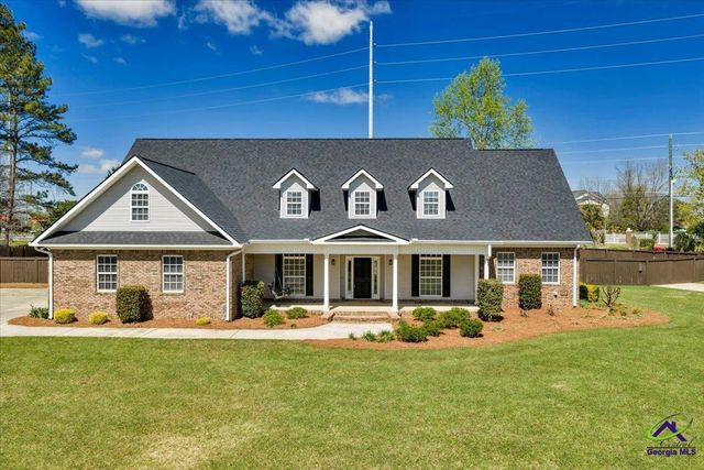 32 Willow Lake Drive, Warner Robins, GA 31093