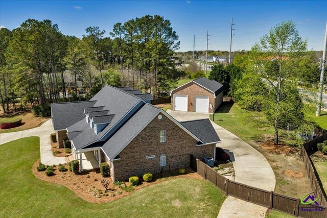 32 Willow Lake Drive, Warner Robins, GA 31093