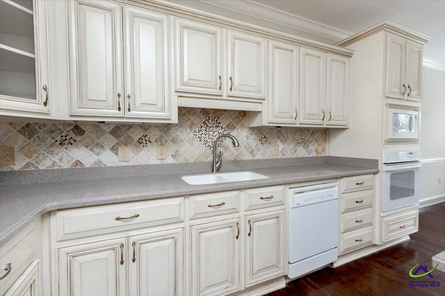 32 Willow Lake Drive, Warner Robins, GA 31093