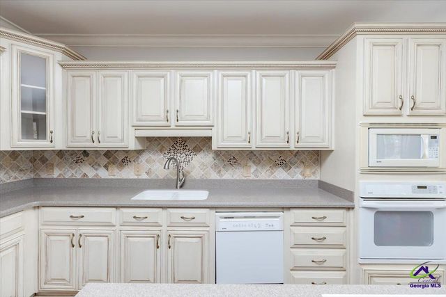 32 Willow Lake Drive, Warner Robins, GA 31093