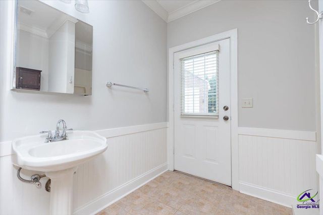 32 Willow Lake Drive, Warner Robins, GA 31093