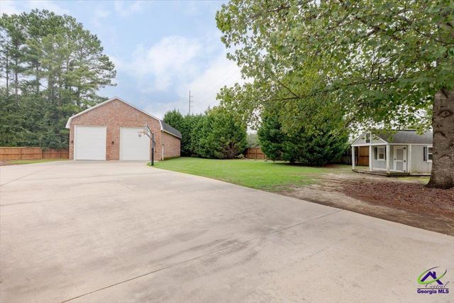 32 Willow Lake Drive, Warner Robins, GA 31093