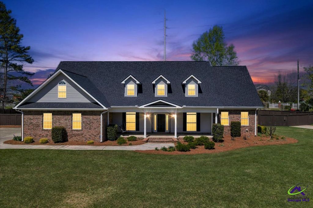 32 Willow Lake Drive, Warner Robins, GA 31093