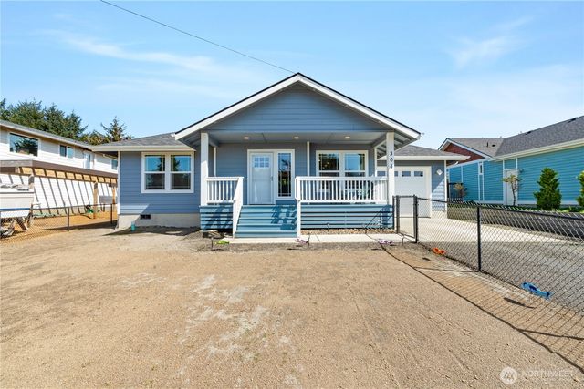 304 Ocean Shores Boulevard NW, Ocean Shores, WA 98569