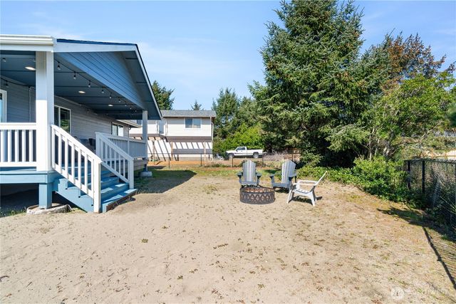 304 Ocean Shores Boulevard NW, Ocean Shores, WA 98569