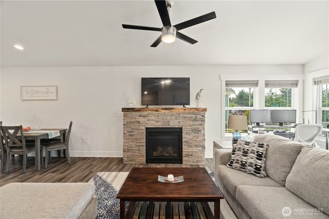 304 Ocean Shores Boulevard NW, Ocean Shores, WA 98569