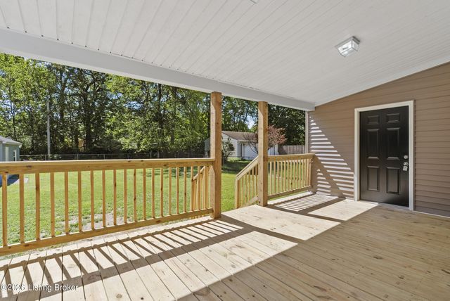 700 Iroquois Ave, Louisville, KY 40214