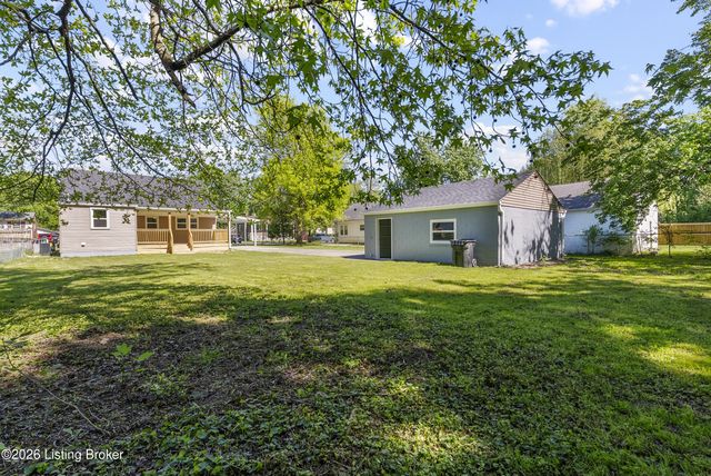 700 Iroquois Ave, Louisville, KY 40214