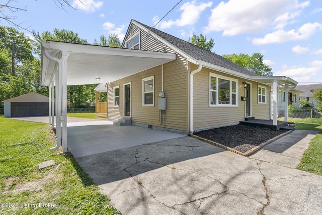 700 Iroquois Ave, Louisville, KY 40214