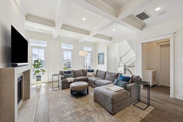 338 W 18th Street, Houston, TX 77008