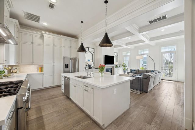 338 W 18th Street, Houston, TX 77008