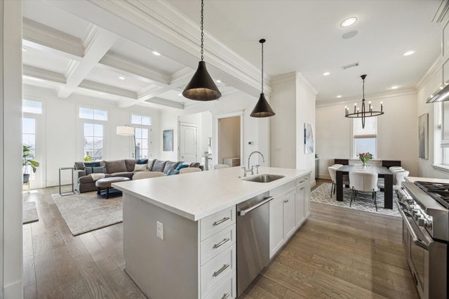 338 W 18th Street, Houston, TX 77008