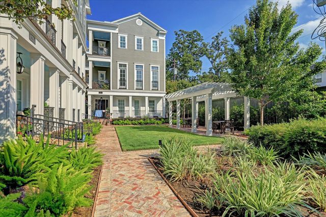 338 W 18th Street, Houston, TX 77008