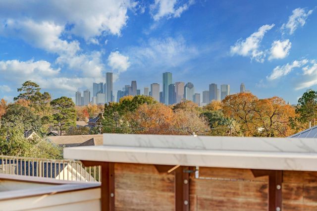 338 W 18th Street, Houston, TX 77008