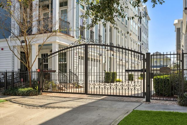 338 W 18th Street, Houston, TX 77008