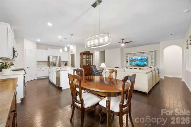 136 Picasso Trail, Mount Holly, NC 28120