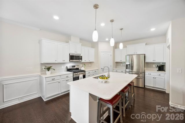 136 Picasso Trail, Mount Holly, NC 28120