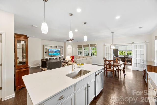 136 Picasso Trail, Mount Holly, NC 28120