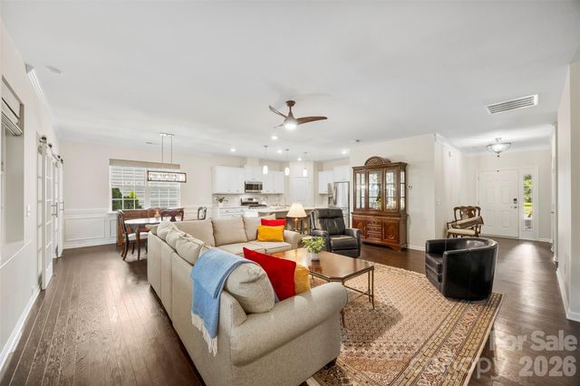 136 Picasso Trail, Mount Holly, NC 28120
