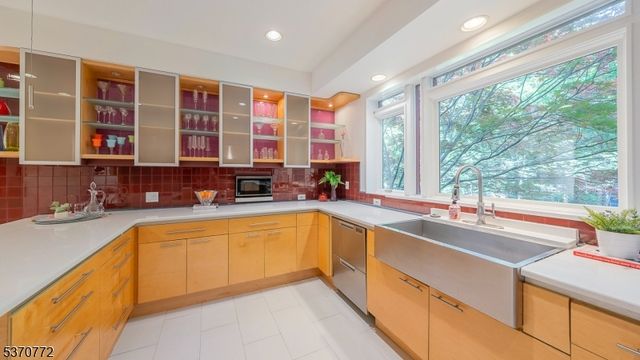 315 Montrose Ave, South Orange Village Twp., NJ 07079