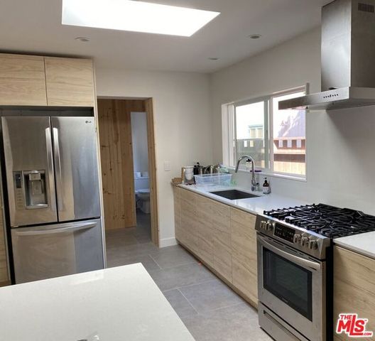 424 Pacific Street, Santa Monica, CA 90405