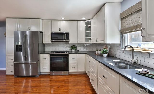 10374 Chimney Rock Drive 2, St Louis, MO 63146