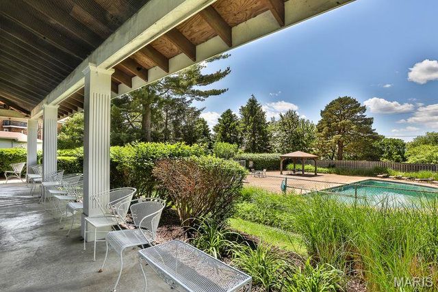 10374 Chimney Rock Drive 2, St Louis, MO 63146