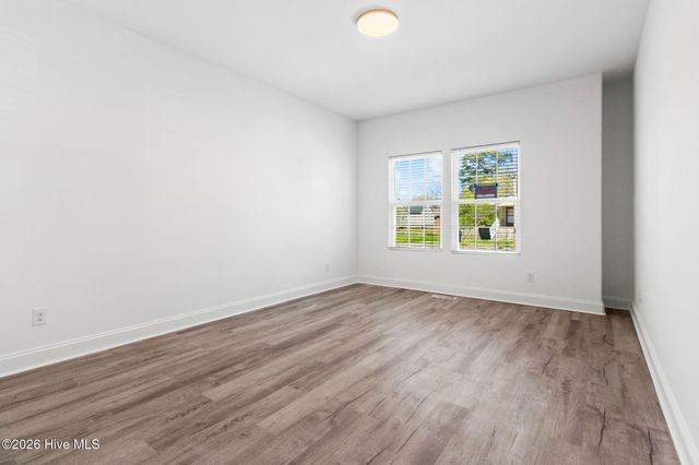305 W Cypress Street, Elizabeth City, NC 27909