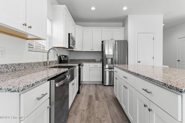 305 W Cypress Street, Elizabeth City, NC 27909