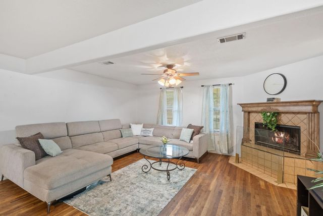 5933 Fm 1374 Road, New Waverly, TX 77358